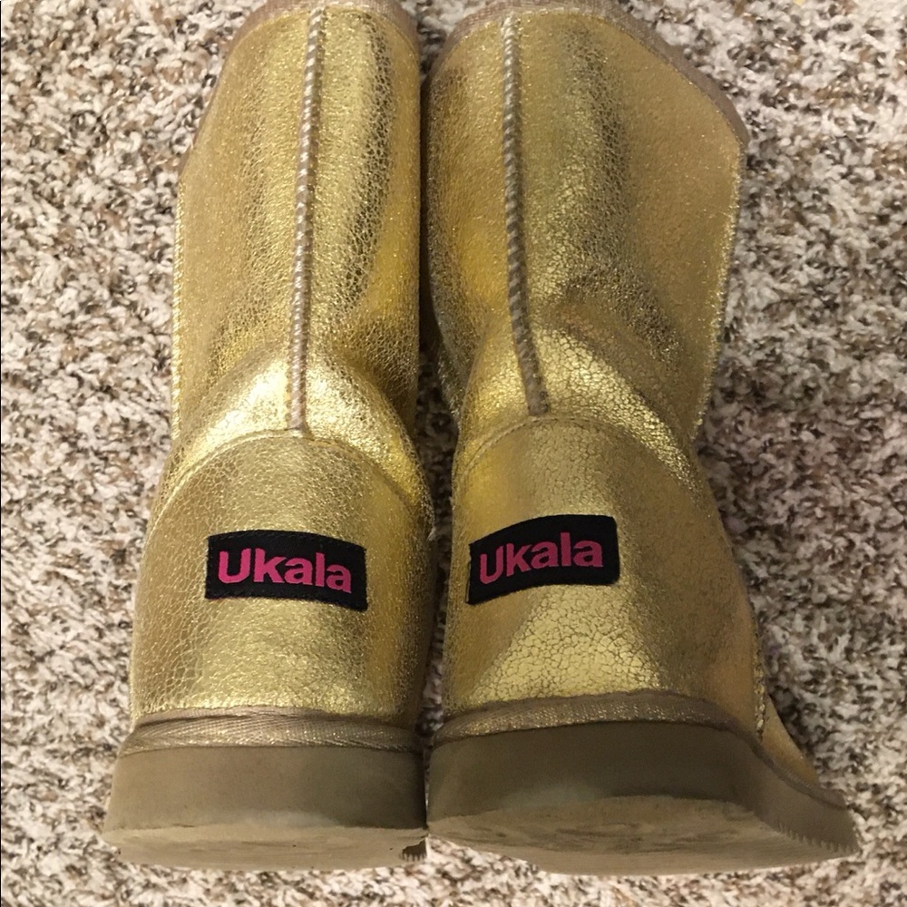 Ukala Gold Suede Evie Boot (Low) Sz 9M-EUC 100% Merino Wool Lining- See Details - Picture 7 of 12